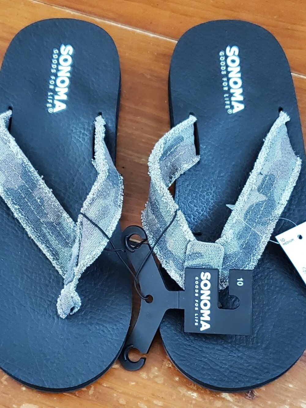 Sonoma Goods For Life Cillian Men's Flip-Flop Sandals Size 10 Camo NWT